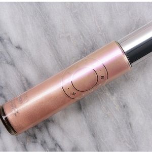 BECCA Ignite Liquified Light Highlighter in Acceptance